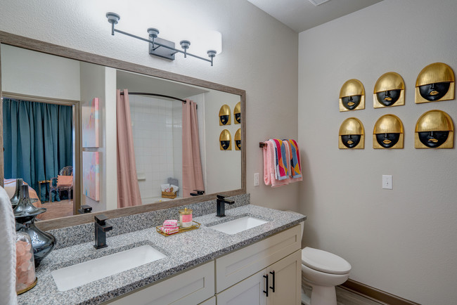 cortland-med-center-houston-tx-building-photo (6)